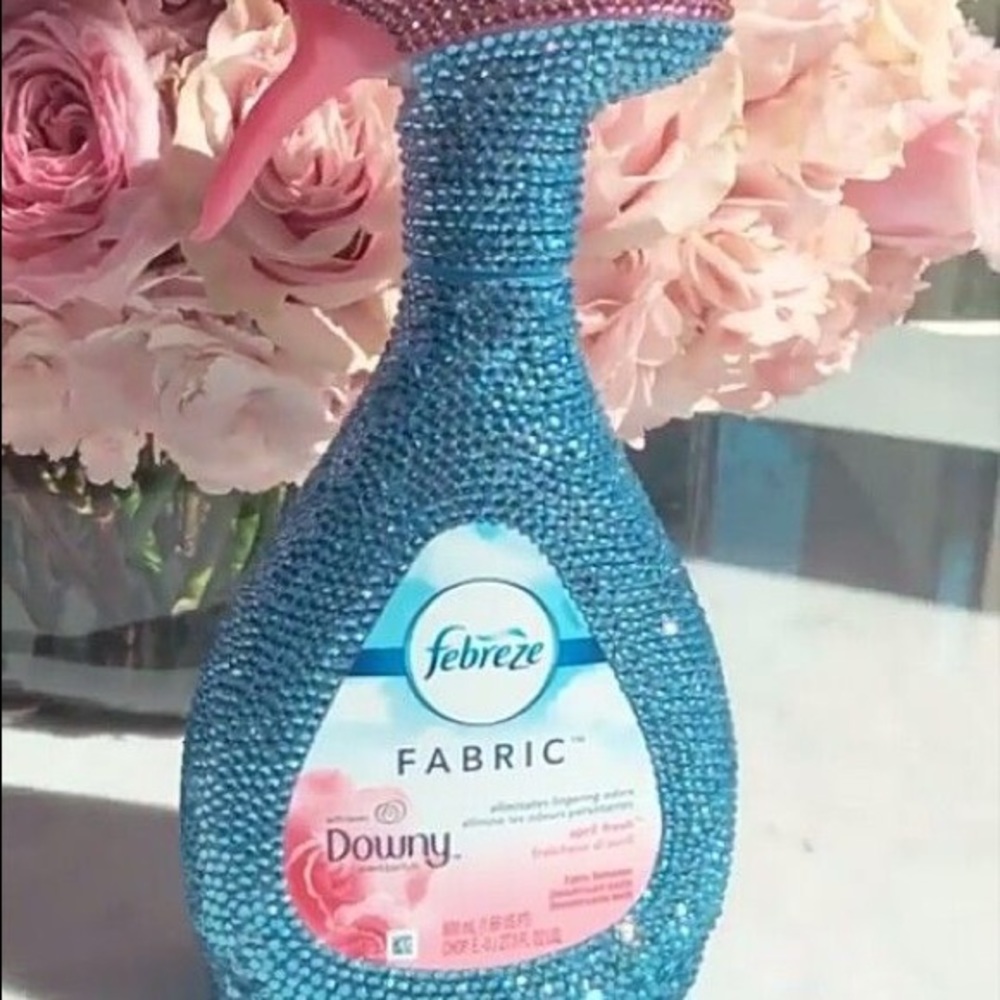 Febreze Bling Crystal Rhinestone Khloe Kardashian - Picture 5 of 6